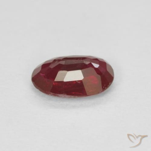 Rubino Vino rosso naturale da 0.49 ct, Ovale, VS-SI