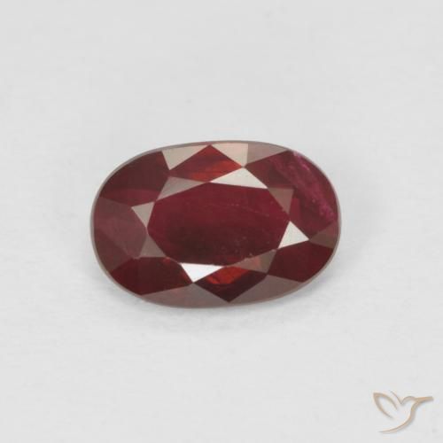 Rubino Vino rosso naturale da 0.57 ct, Ovale, VS-SI