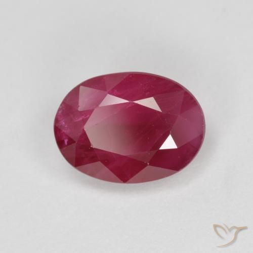Rubino Sangue rosso naturale da 1.06 ct, Ovale, SI