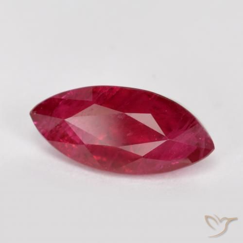 Rubino Rosso scuro naturale da 1.01 ct, Taglio marquise, SI