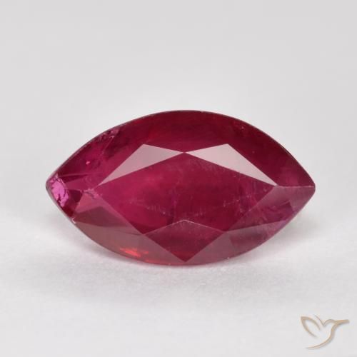 1.02ct Naturale Rosso scuro Rubino, Taglio marquise, SI