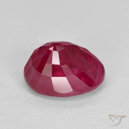 Rubino Rosa rossastro intenso naturale da 1.35 ct, Ovale, SI