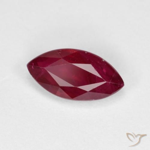 Rubino Rosso scuro naturale da 1.06 ct, Taglio marquise, VS-SI