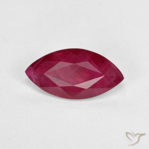 Rubino Sangue rosso naturale da 1.18 ct, Taglio marquise, VS-SI
