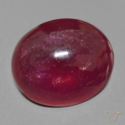 Rubino Rosso scuro naturale da 25.31 ct, Ovale, Traslucido