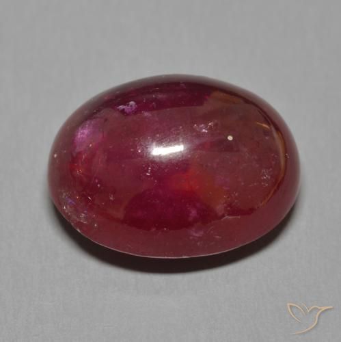 Rubino Rosso scuro naturale da 22.73 ct, Ovale, Traslucido
