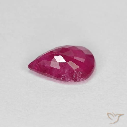 Rubino Rosso tendente al rosa naturale da 0.79 ct, Forma a pera, VS