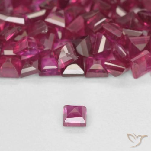 Rubino Rosso scuro naturale da 0.09 ct, Quadrato, VS