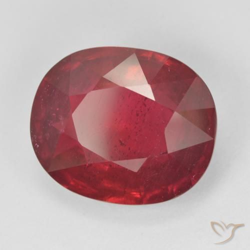 Rubino Rosso medio naturale da 14.98 ct, Ovale, VS