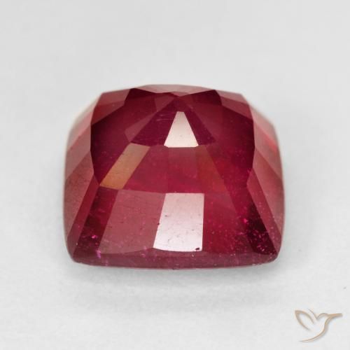 Rubino Rosso scuro naturale da 7.67 ct, Cuscino, VS