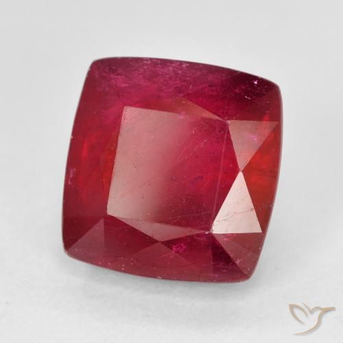 Rubino Rosso scuro naturale da 7.12 ct, Cuscino, VS