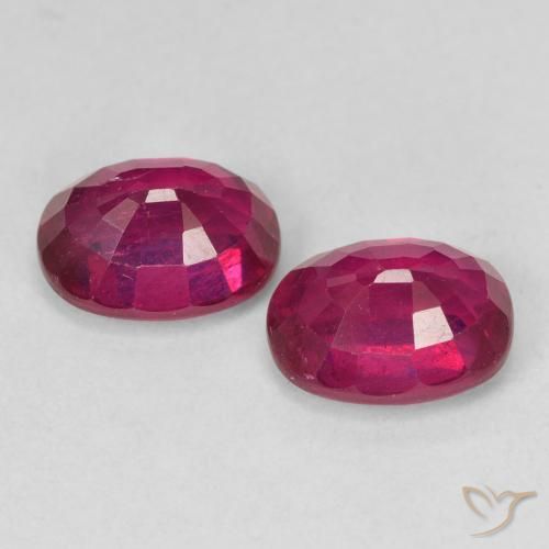 Gemme di Rubino Rosso scuro naturale da 4.13 ct, Ovale, VS