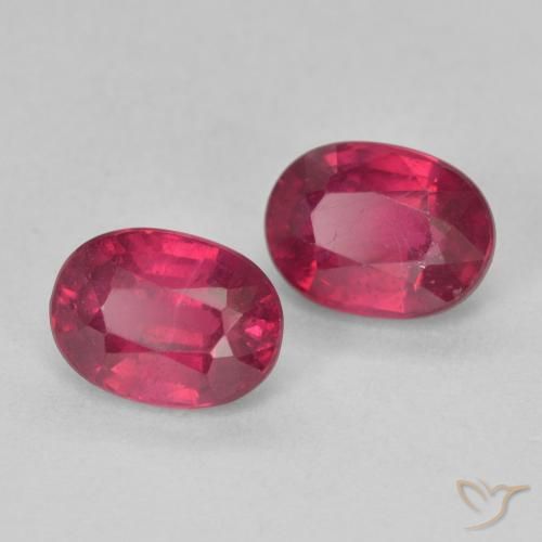Gemme di Rubino Rosa rossastro intenso naturale da 2.55 ct, Ovale, VS-SI