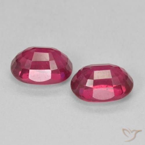 Gemme di Rubino Rosa rossastro intenso naturale da 2.55 ct, Ovale, VS-SI