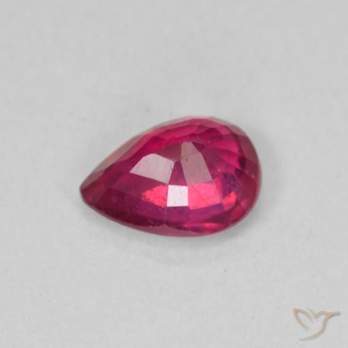 Rubino Rosso chiaro naturale da 0.95 ct, Forma a pera, VS