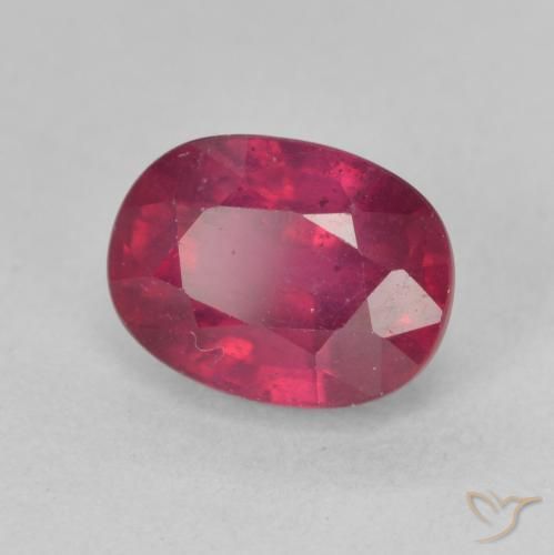 Rubino Rosso tendente al rosa naturale da 2.39 ct, Ovale, VS