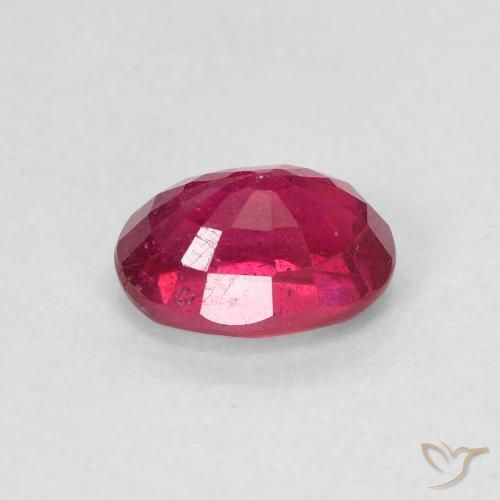 Rubino Rosa rossastro intenso naturale da 1.34 ct, Ovale, VS