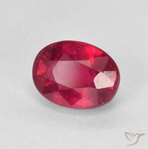 Rubino Rosso tendente al rosa naturale da 2.28 ct, Ovale, VS