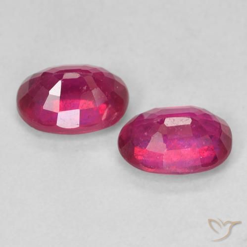 Gemme di Rubino Rosso chiaro naturale da 2.35 ct, Ovale, VS