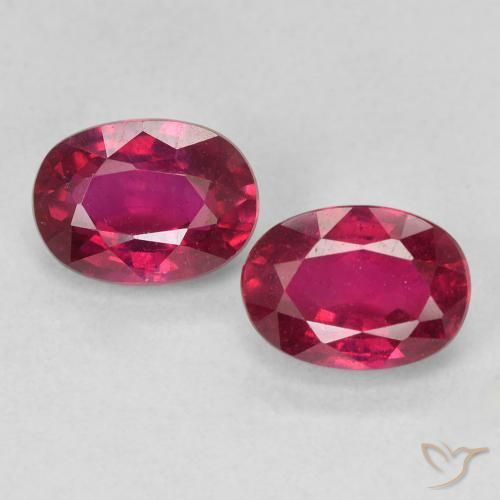 Gemme di Rubino Rosso chiaro naturale da 2.51 ct, Ovale, VS