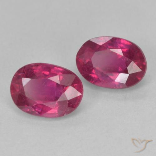 Gemme di Rubino Rosso chiaro naturale da 2.30 ct, Ovale, VS