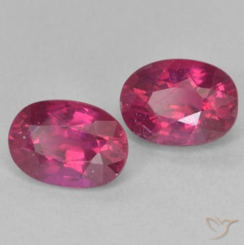 Gemme di Rubino Rosso chiaro naturale da 2.48 ct, Ovale, VS