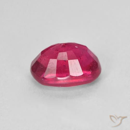 Rubino Rosa rossastro intenso naturale da 1.43 ct, Ovale, VS
