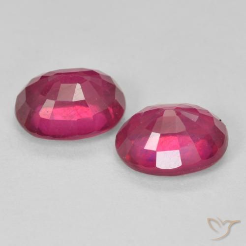 Gemme di Rubino Rosso chiaro naturale da 3.56 ct, Ovale, VS