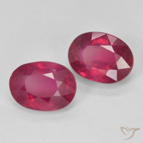 Gemme di Rubino Medium Dark-Red naturale da 3.53 ct, Ovale, VS