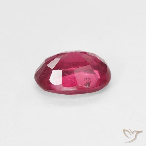 Rubino Medium Dark-Red naturale da 1.08 ct, Ovale, VS