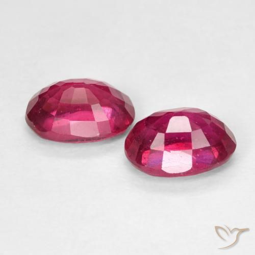 Gemme di Rubino Rosso tendente al rosa naturale da 2.31 ct, Ovale, VS