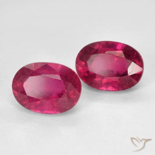 Gemme di Rubino Rosa rossastro intenso naturale da 2.75 ct, Ovale, VS
