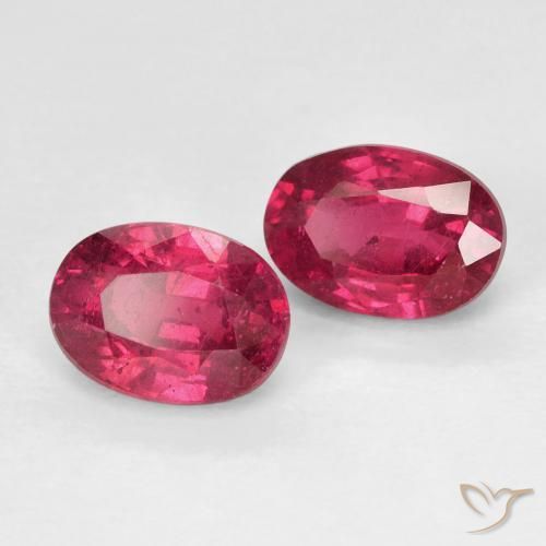 Gemme di Rubino Rosa rossastro intenso naturale da 2.72 ct, Ovale, VS
