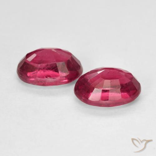 Gemme di Rubino Medium Dark-Red naturale da 2.51 ct, Ovale, VS