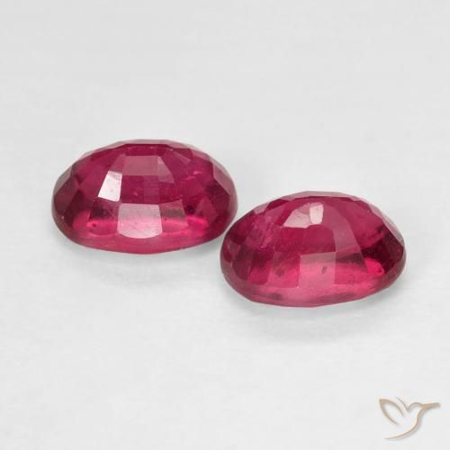 Gemme di Rubino Rosa rossastro intenso naturale da 2.76 ct, Ovale, VS