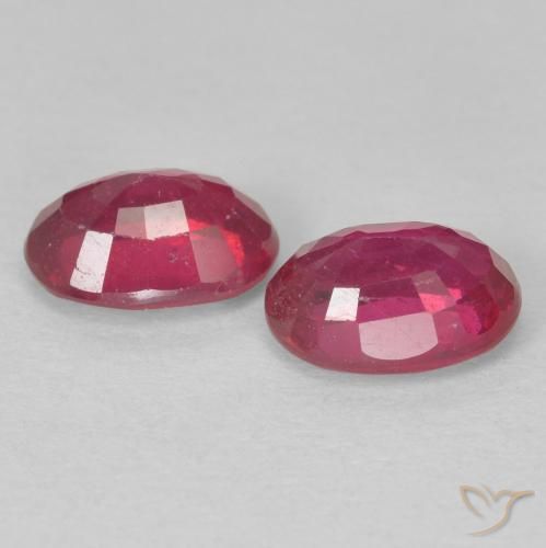 Gemme di Rubino Rosso chiaro naturale da 2.23 ct, Ovale, VS