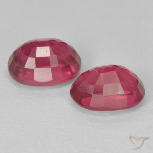 Gemme di Rubino Rosso chiaro naturale da 2.64 ct, Ovale, VS