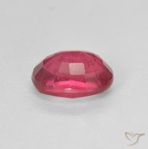 Rubino Rosso tendente al rosa naturale da 1.41 ct, Ovale, VS