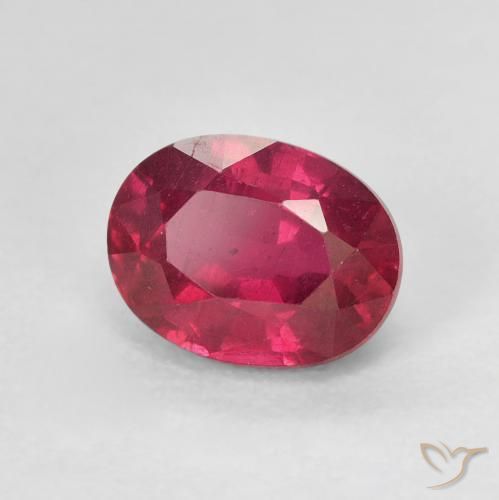 Rubino Rosa rossastro intenso naturale da 2.24 ct, Ovale, VS