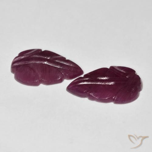 Gemme di Rubino Medium Dark-Purple naturale da 7.08 ct, Taglio a fantasia, Opaco