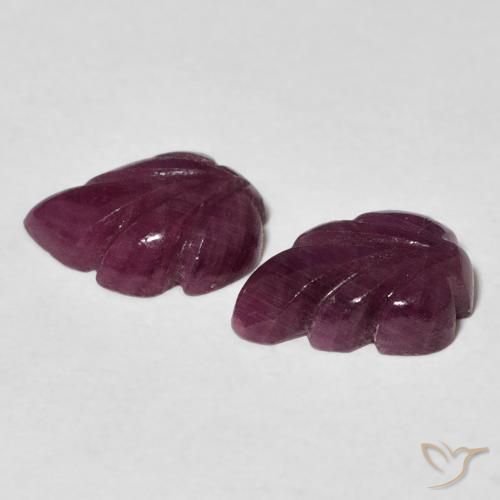 Gemme di Rubino Rosso lampone naturale da 4.36 ct, Taglio a fantasia, Opaco