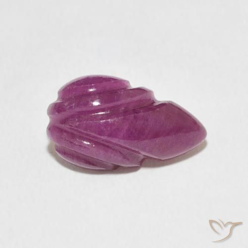 Rubino Viola rossastro naturale da 3.16 ct, Taglio a fiore, Opaco