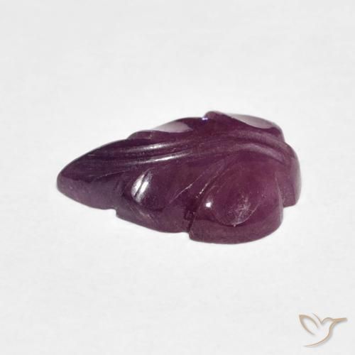 Rubino Viola rossastro naturale da 2.77 ct, Taglio a fantasia, Opaco