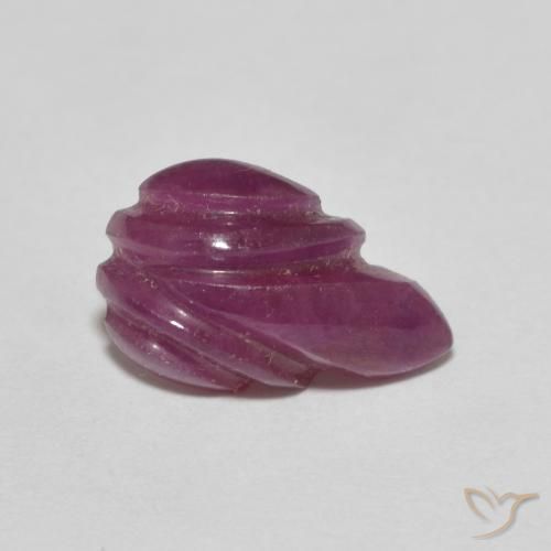 Rubino Viola rossastro naturale da 2.52 ct, Taglio a fantasia, Opaco