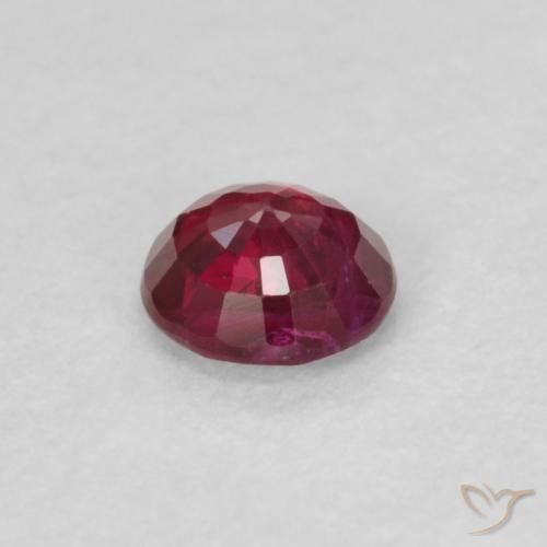 Rubino Rosso scuro naturale da 0.27 ct, Rotondo, VS