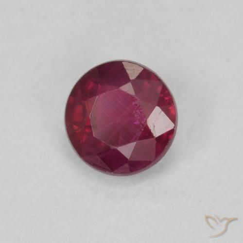 Rubino Rosso scuro naturale da 0.32 ct, Rotondo, VS