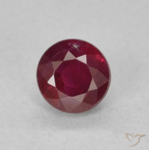 0.36ct Naturale Rosso scuro Rubino, Rotondo, SI