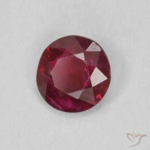 Rubino Rosso scuro naturale da 0.25 ct, Taglio rotondo, SI
