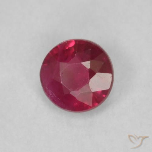 Rubino Medium Dark-Red naturale da 0.21 ct, Rotondo, VS
