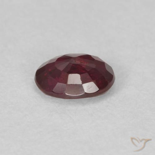 Rubino Rosso scuro naturale da 0.39 ct, Ovale, VS